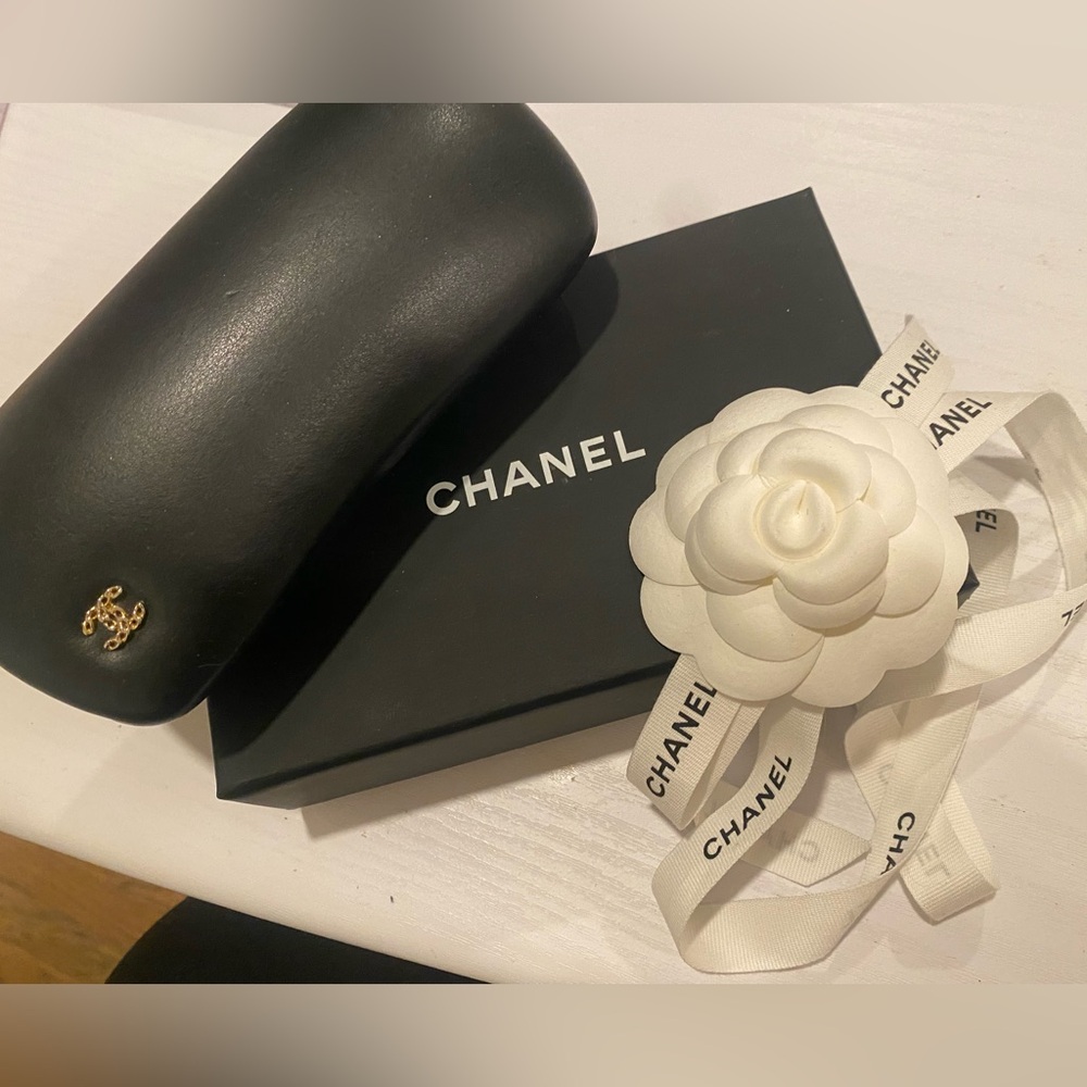 Authentic Chanel Elegant Black Eyewear Holder